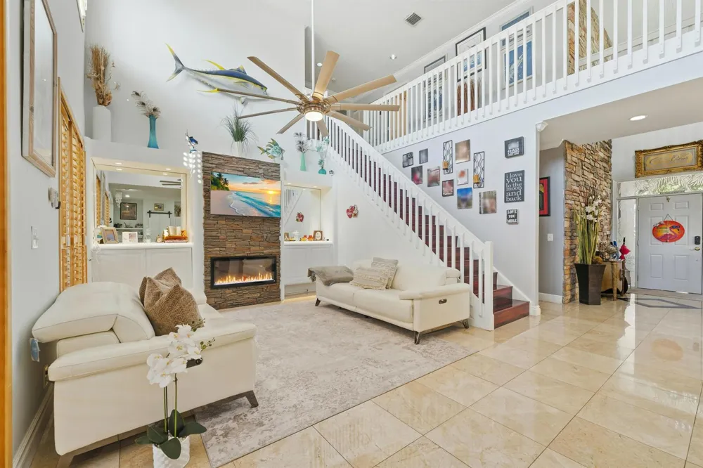 7202 CATALINA ISLE DRIVE Lake Worth, FL 33467