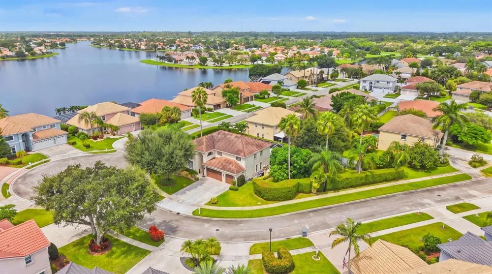 7202 CATALINA ISLE DRIVE Lake Worth, FL 33467
