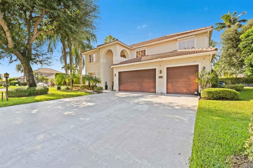 7202 CATALINA ISLE DRIVE Lake Worth, FL 33467