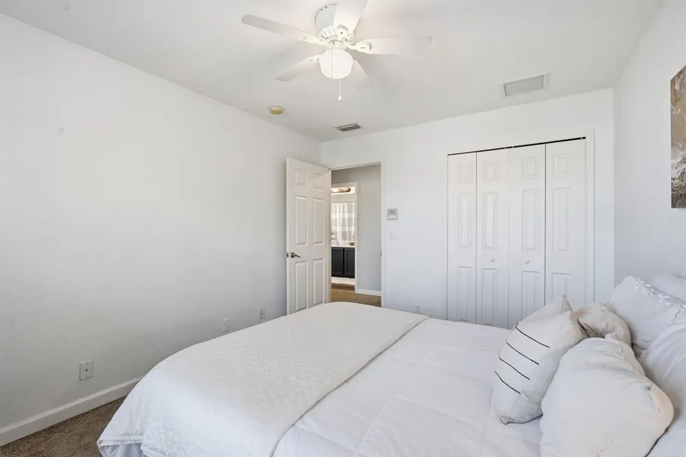 5935 SE Crooked Oak Avenue Hobe Sound, FL 33455