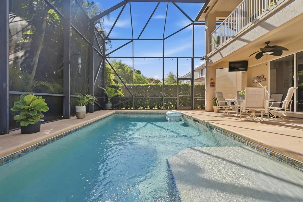 5935 SE Crooked Oak Avenue Hobe Sound, FL 33455