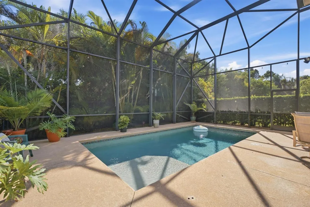 5935 SE Crooked Oak Avenue Hobe Sound, FL 33455