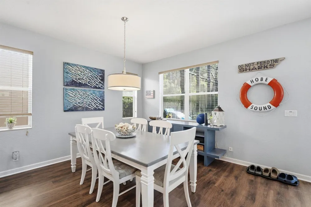 5935 SE Crooked Oak Avenue Hobe Sound, FL 33455