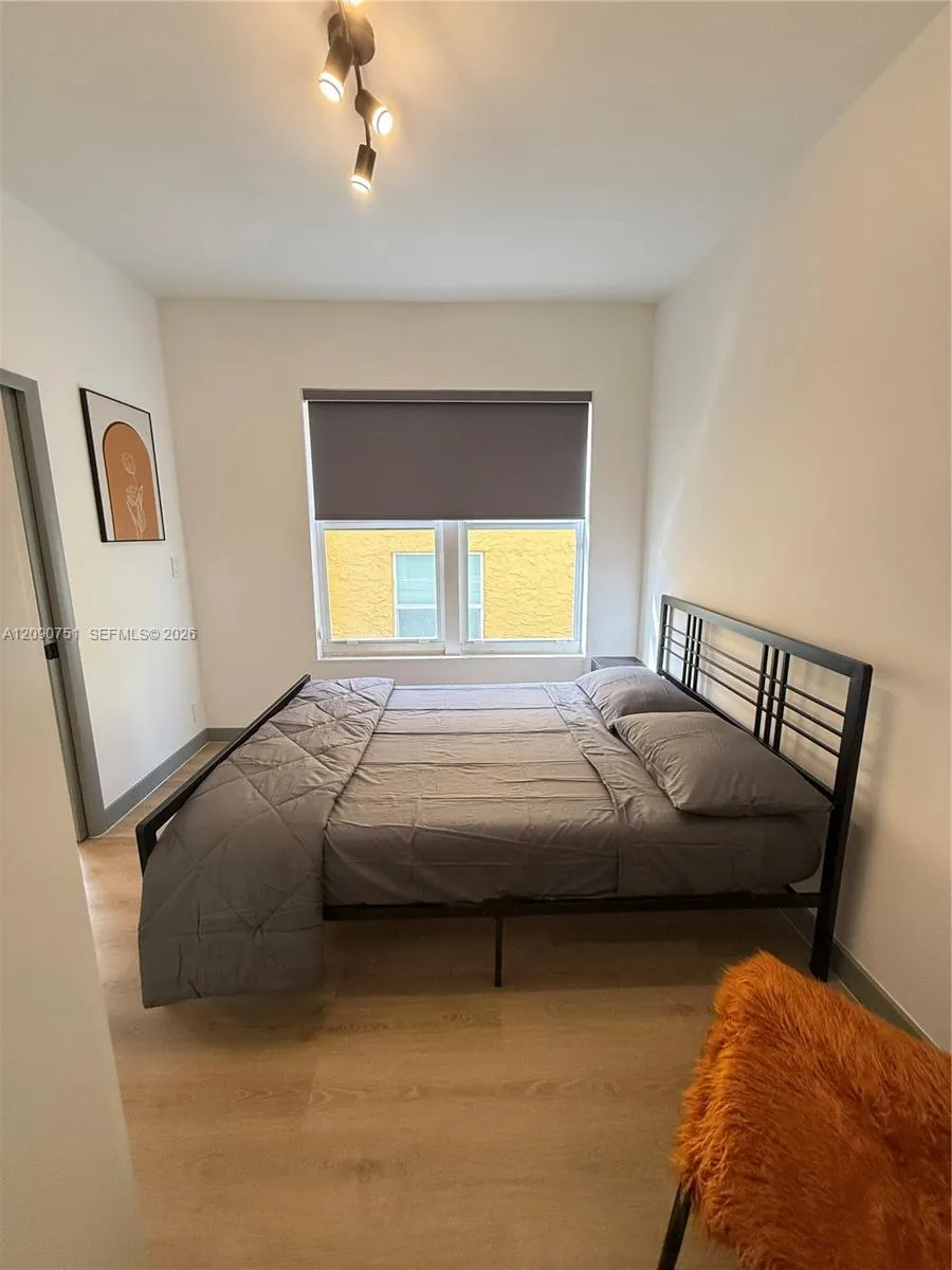 1320 Drexel Ave #302 Miami Beach, FL 33139