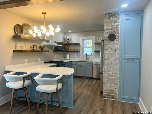 327 HALLIDAY AVE San Antonio, TX 78210