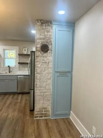 327 HALLIDAY AVE San Antonio, TX 78210