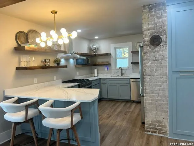 327 HALLIDAY AVE San Antonio, TX 78210
