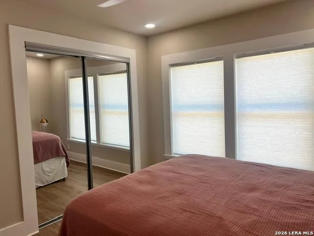 327 HALLIDAY AVE San Antonio, TX 78210