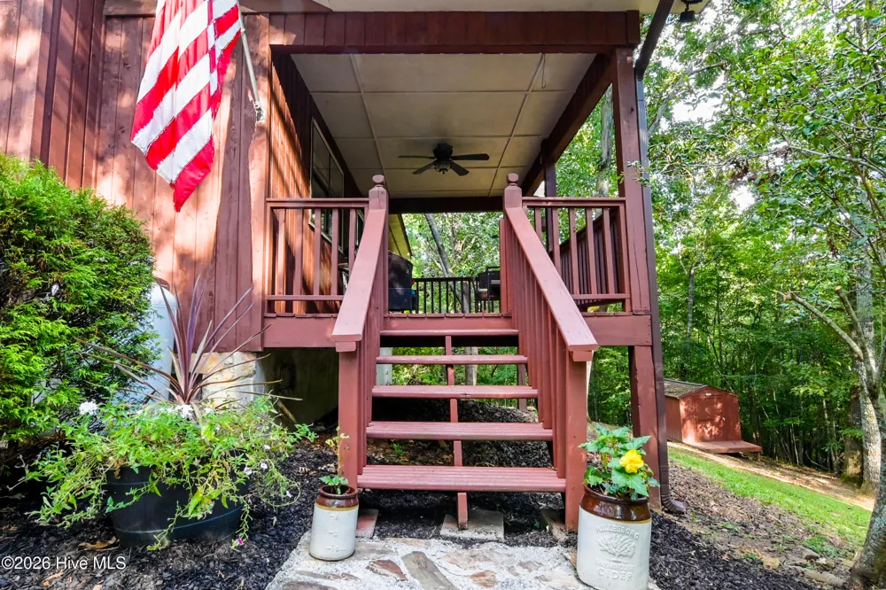 30 Sunray Circle Murphy, NC 28906