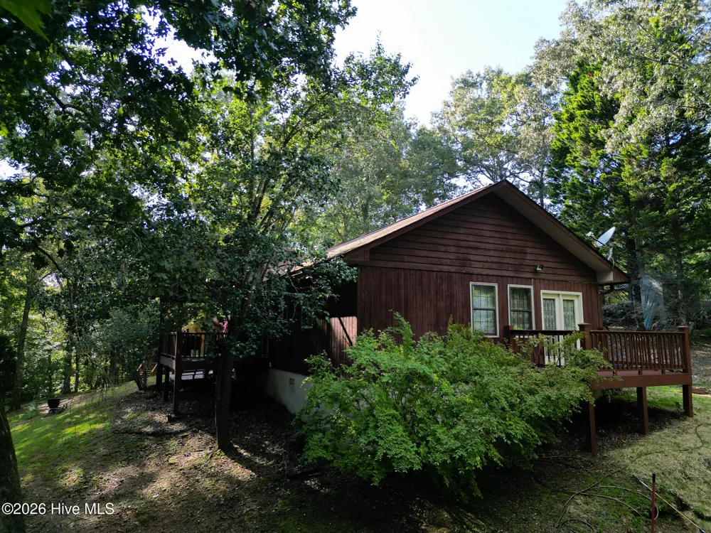 30 Sunray Circle Murphy, NC 28906