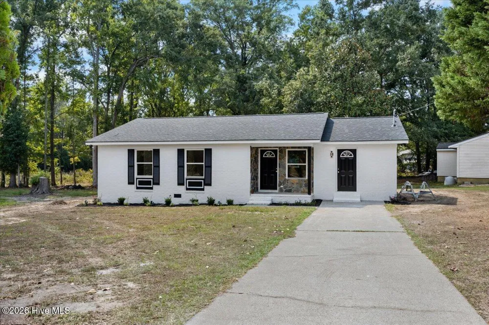 901 Kennedy Circle Thomson, GA 30824