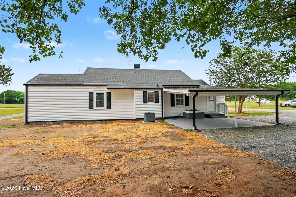5262 Us 70 Princeton, NC 27569