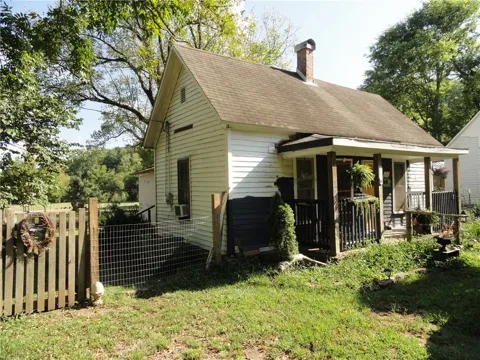 106 Limestone Street