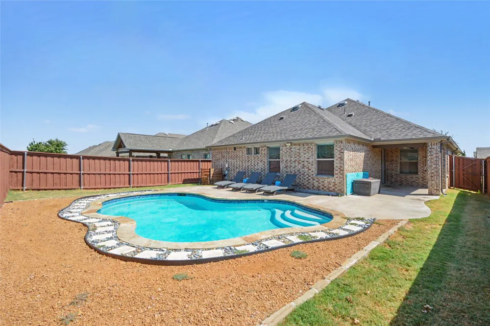 3829 Hereford Pass Celina, TX 75009