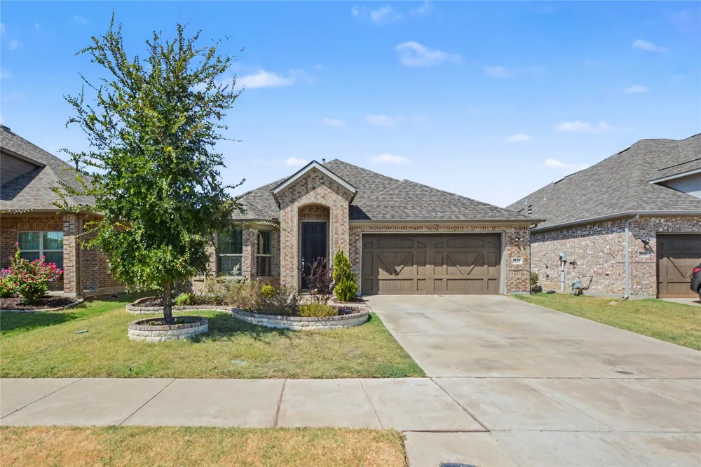 3829 Hereford Pass Celina, TX 75009