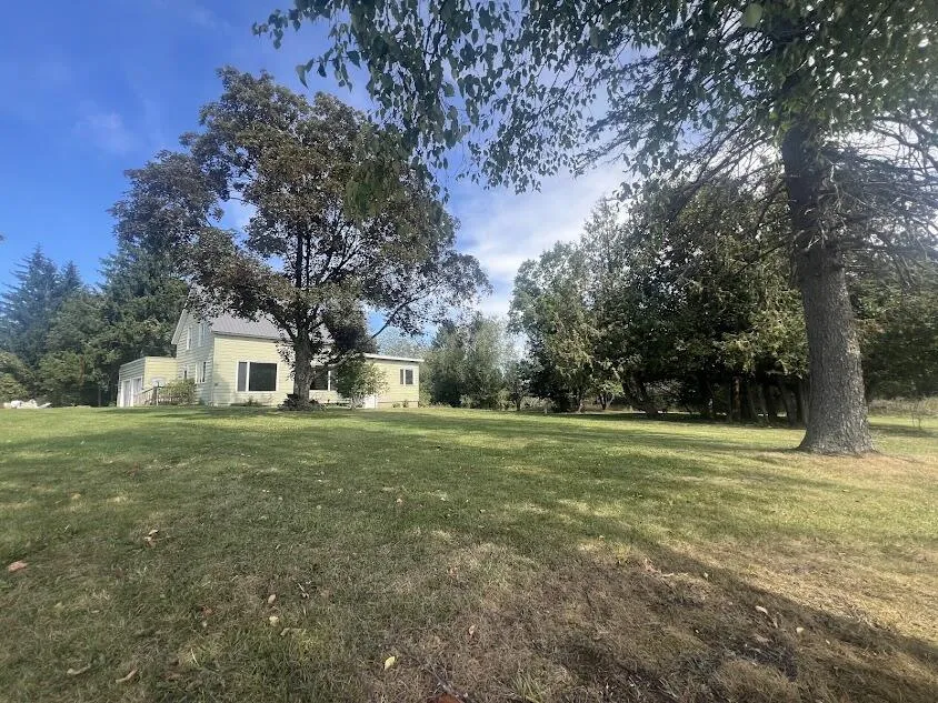 4364 N. Stiles Road Victory Township, MI 49454