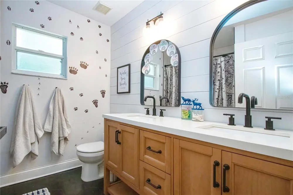 1220 BUTCH CASSIDY TRAIL Wimauma, FL 33598