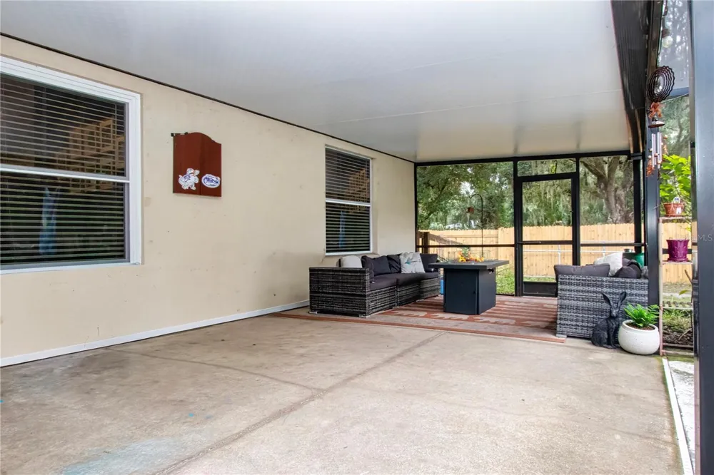 1220 BUTCH CASSIDY TRAIL Wimauma, FL 33598