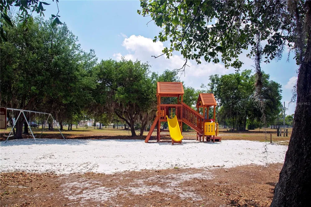 1220 BUTCH CASSIDY TRAIL Wimauma, FL 33598