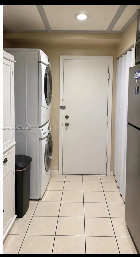 17901 NW 68th Ave #R105 Hialeah, FL 33015