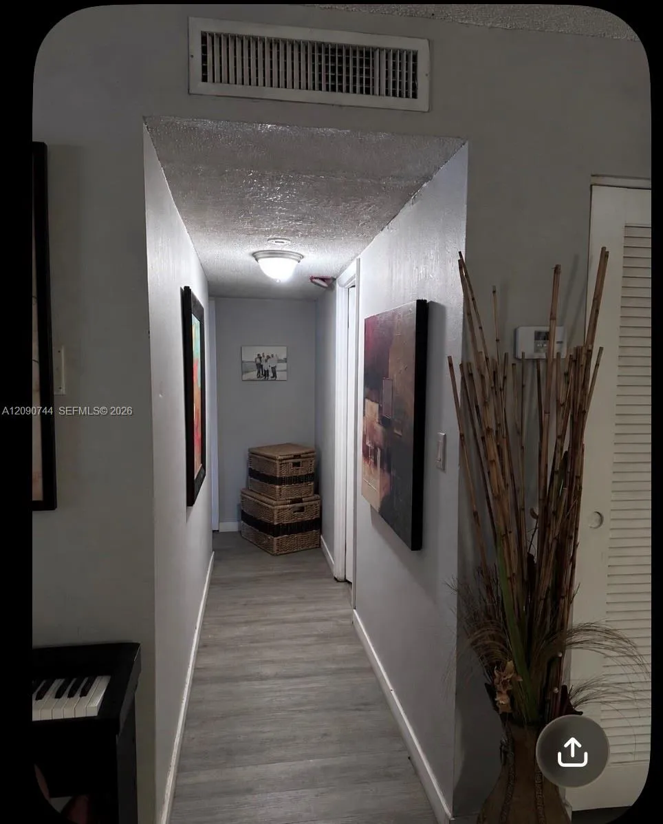 17901 NW 68th Ave #R105 Hialeah, FL 33015