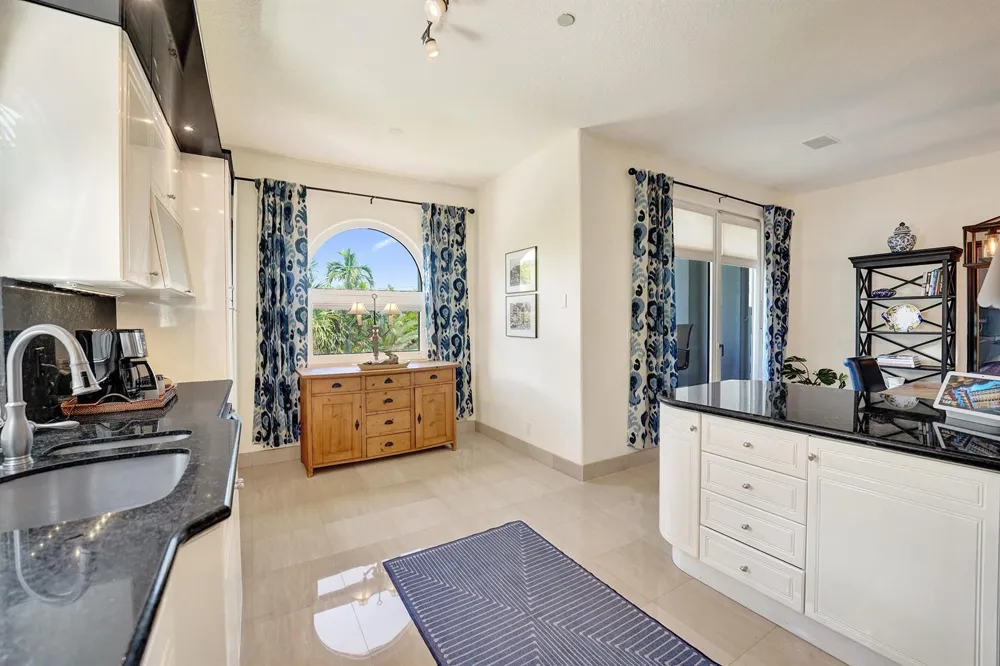 1780 Bay Drive Pompano Beach, FL 33062