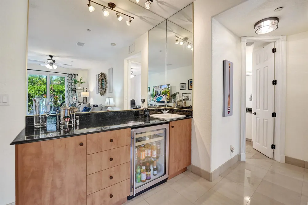 1780 Bay Drive Pompano Beach, FL 33062