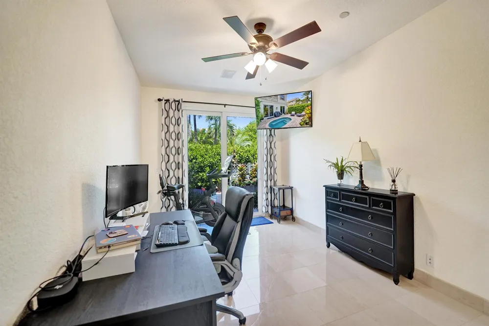 1780 Bay Drive Pompano Beach, FL 33062