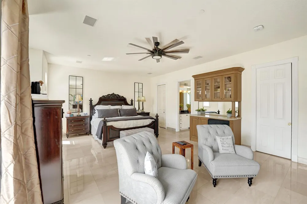 1780 Bay Drive Pompano Beach, FL 33062