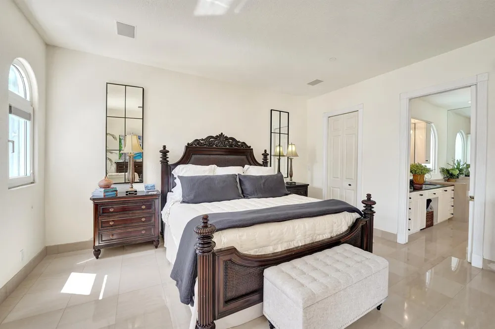 1780 Bay Drive Pompano Beach, FL 33062