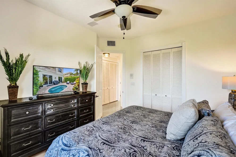 1780 Bay Drive Pompano Beach, FL 33062