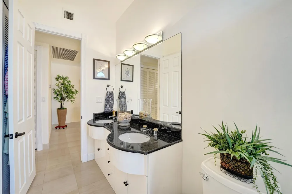 1780 Bay Drive Pompano Beach, FL 33062
