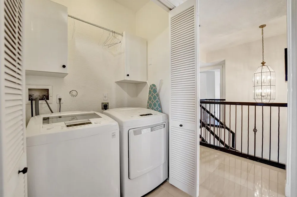 1780 Bay Drive Pompano Beach, FL 33062