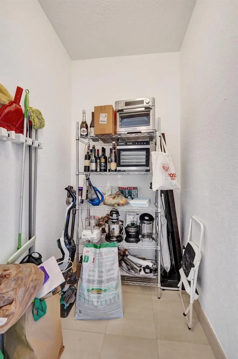 1780 Bay Drive Pompano Beach, FL 33062