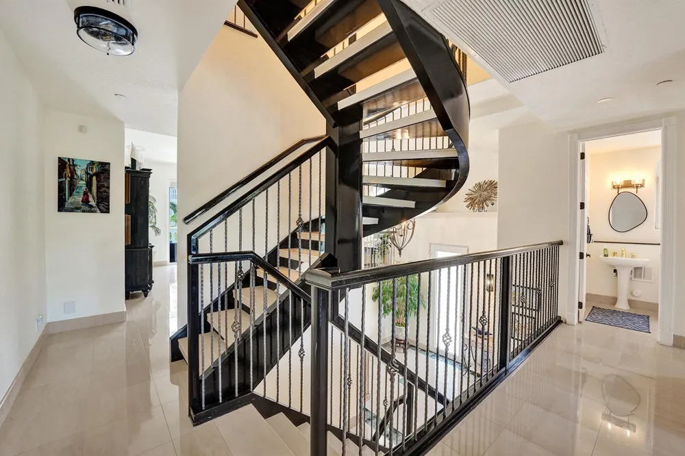 1780 Bay Drive Pompano Beach, FL 33062