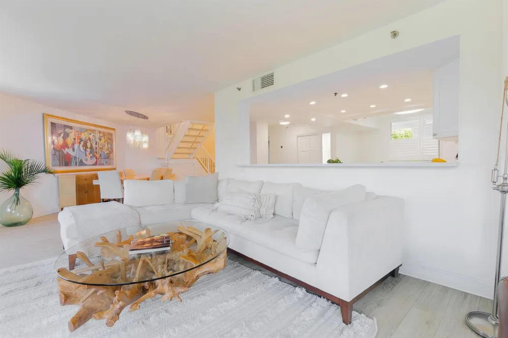 2565 S Ocean Boulevard #205n Highland Beach, FL 33487