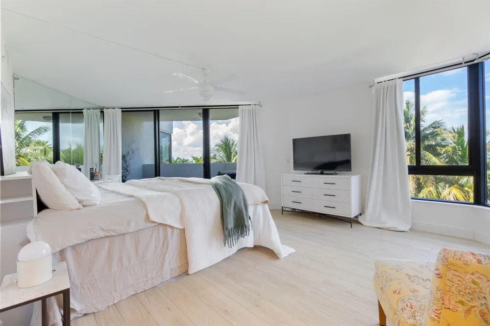 2565 S Ocean Boulevard #205n Highland Beach, FL 33487