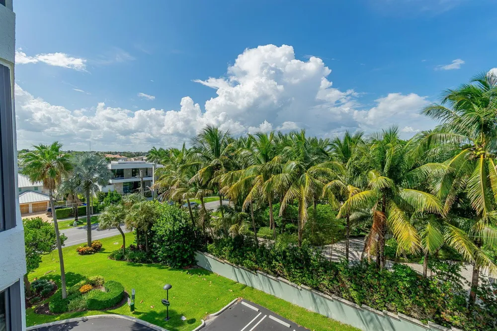2565 S Ocean Boulevard #205n Highland Beach, FL 33487