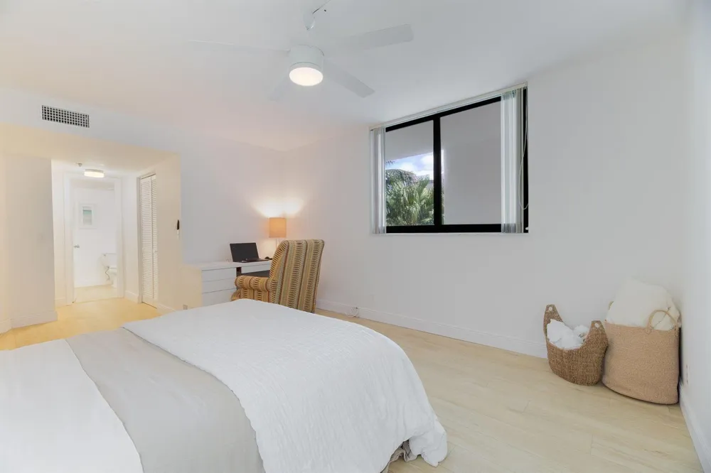 2565 S Ocean Boulevard #205n Highland Beach, FL 33487