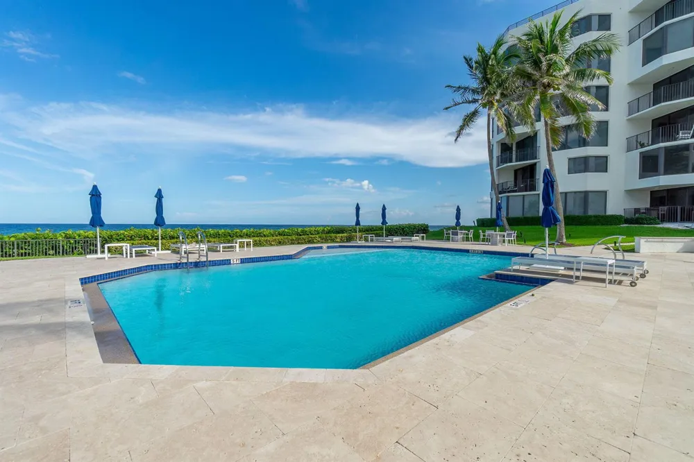 2565 S Ocean Boulevard #205n Highland Beach, FL 33487