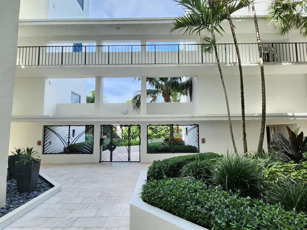 2565 S Ocean Boulevard #205n Highland Beach, FL 33487