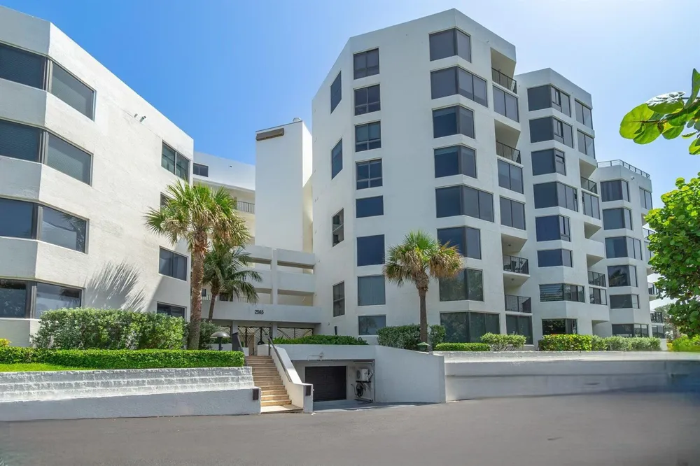 2565 S Ocean Boulevard #205n Highland Beach, FL 33487