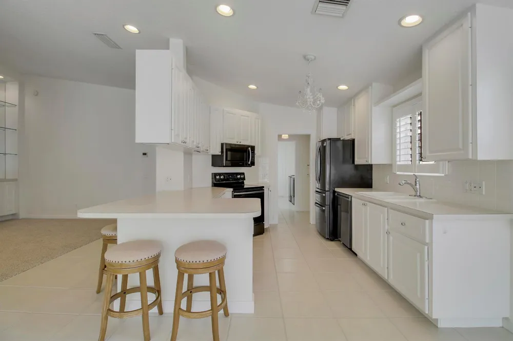 8863 SE Retreat Drive Hobe Sound, FL 33455