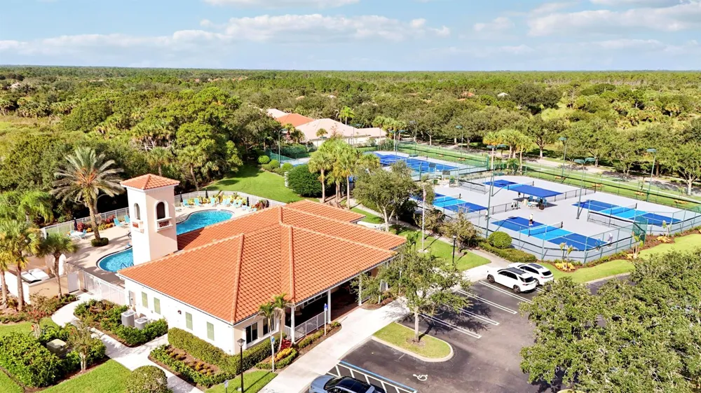 8863 SE Retreat Drive Hobe Sound, FL 33455