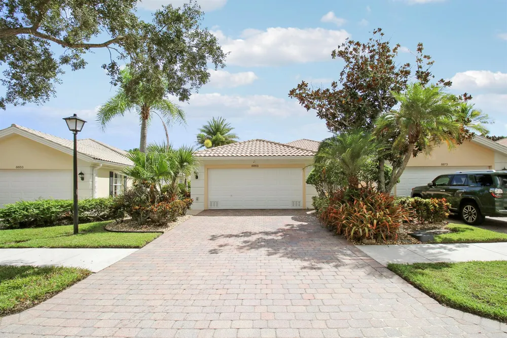 8863 SE Retreat Drive Hobe Sound, FL 33455