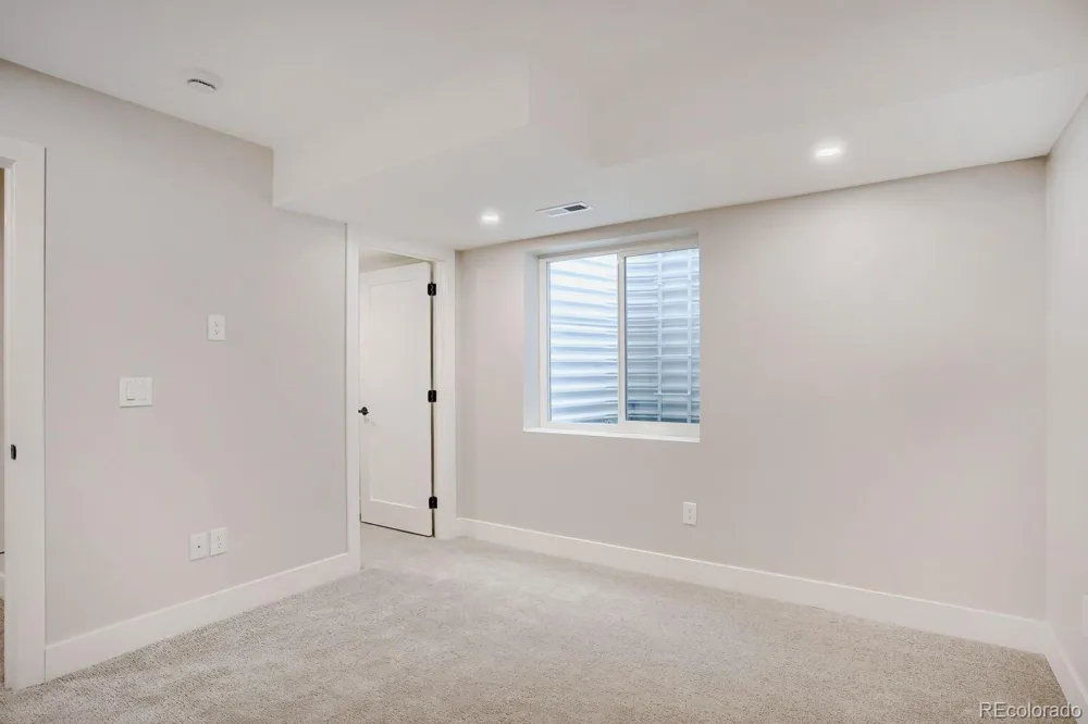 3309 W 20th Avenue Denver, CO 80211