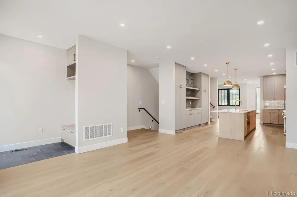 3309 W 20th Avenue Denver, CO 80211