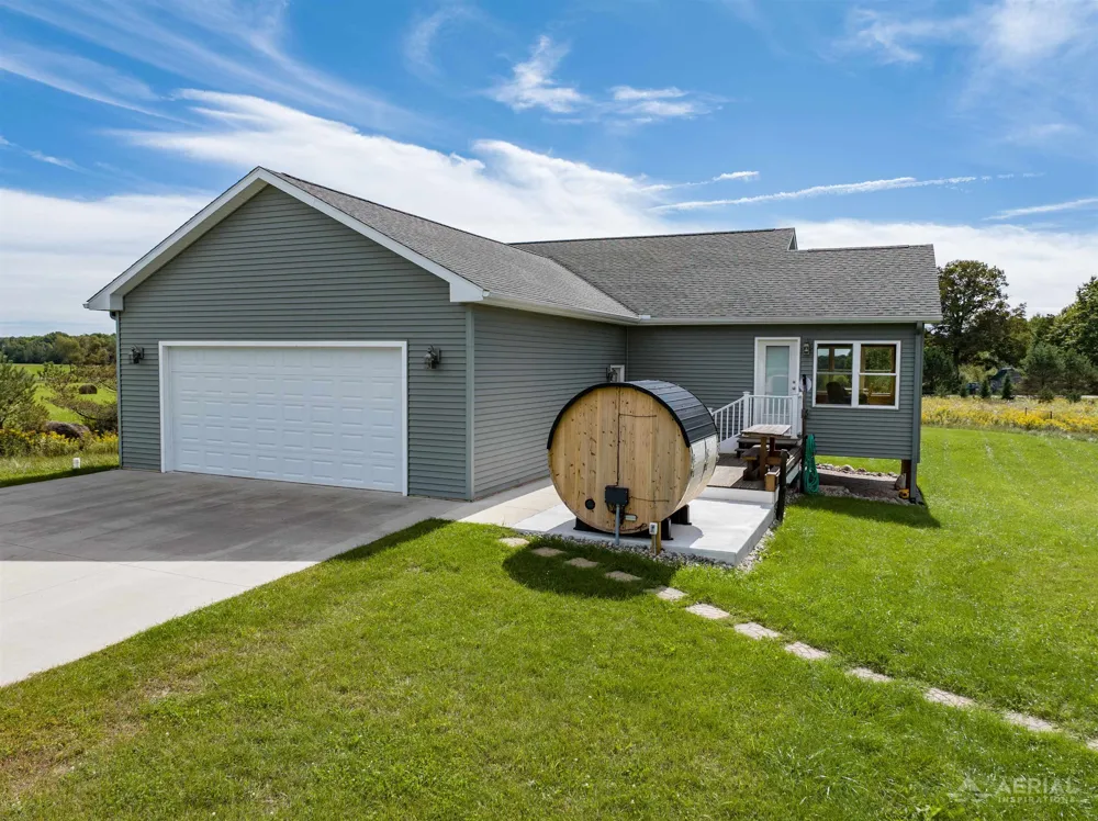5700 Stillwagon Road Edwards Township, MI 48624