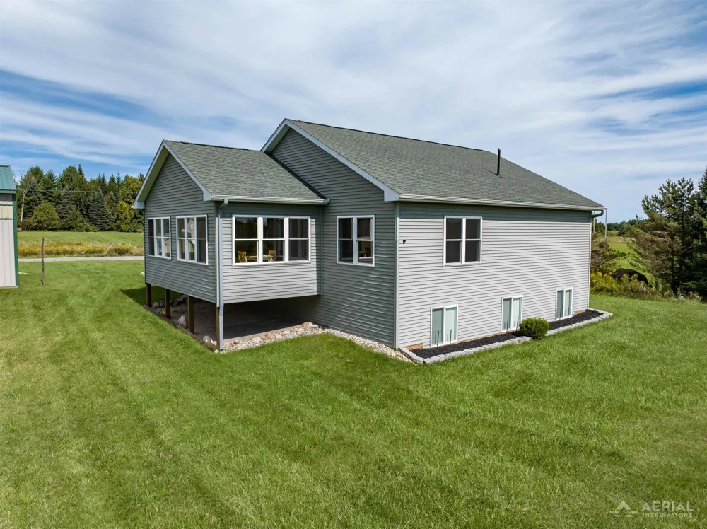 5700 Stillwagon Road Edwards Township, MI 48624