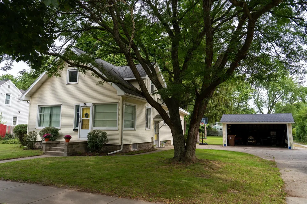 E High Street Mt Pleasant City, MI 48858